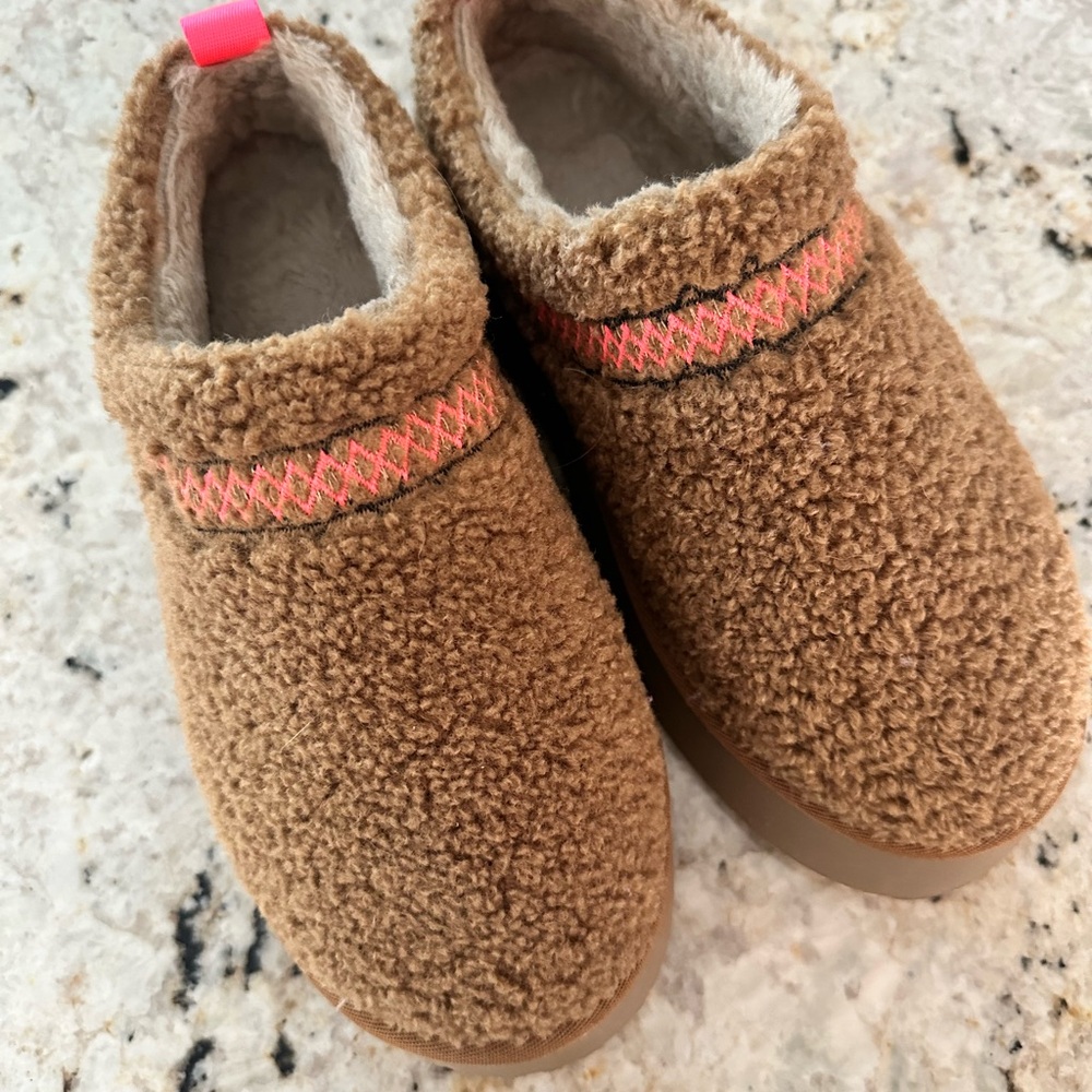 Cozy Sherpa Platform Slippers